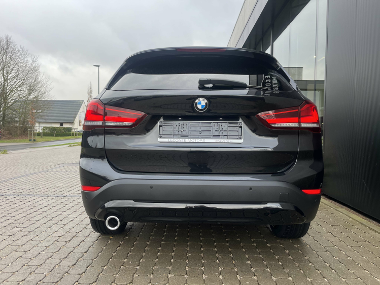 BMW X1 X1 1.5iA sDrive18 LED/Sportzetels/Sfeerverlichting Leconte Motors