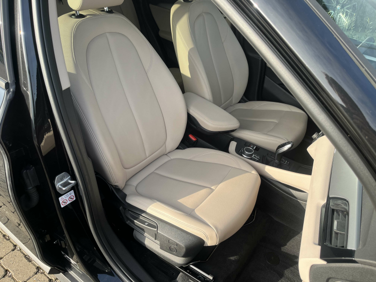 BMW X1 X1 1.5iA sDrive18 Leder/Carplay/Zetelverwarming/.. Leconte Motors