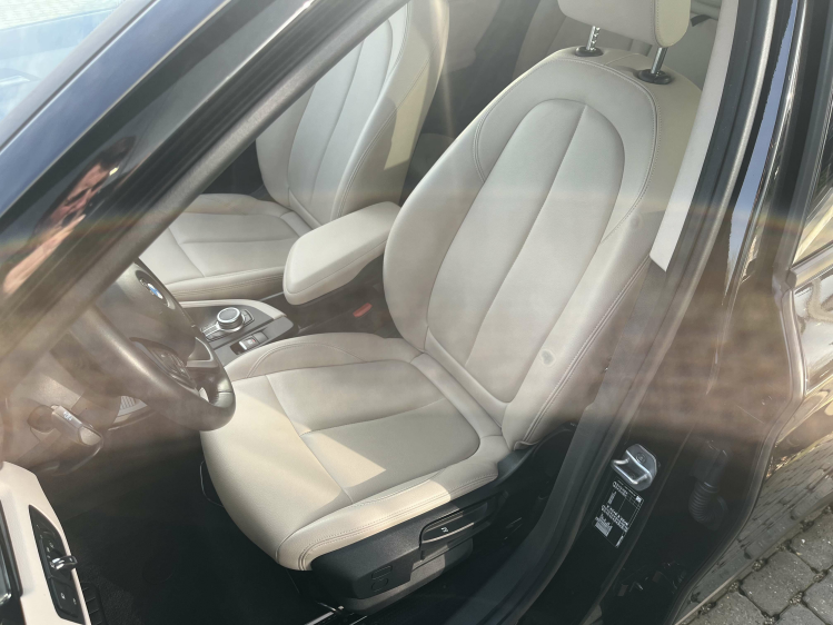 BMW X1 X1 1.5iA sDrive18 Leder/Carplay/Zetelverwarming/.. Leconte Motors