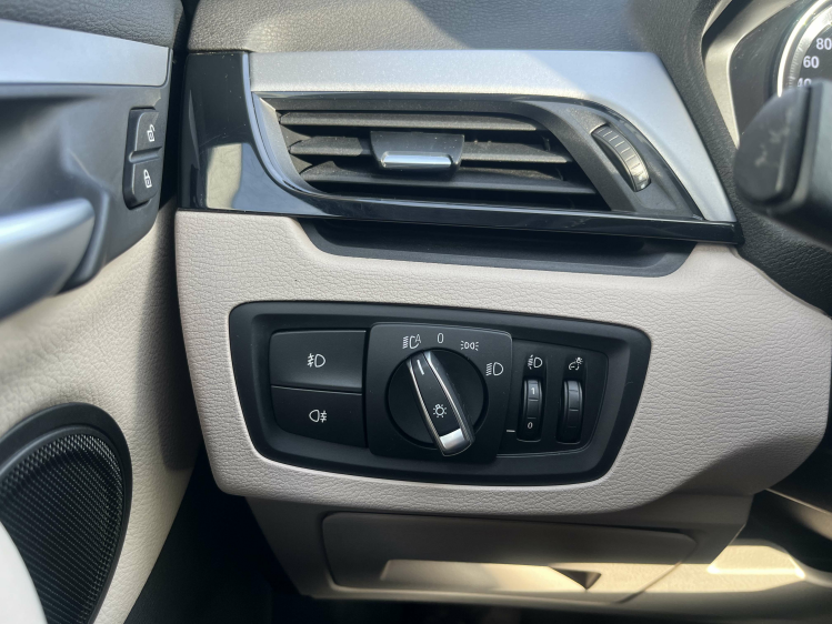 BMW X1 X1 1.5iA sDrive18 Leder/Carplay/Zetelverwarming/.. Leconte Motors