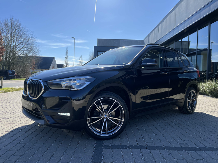 BMW X1 X1 1.5iA sDrive18 Leder/Carplay/Zetelverwarming/.. Leconte Motors