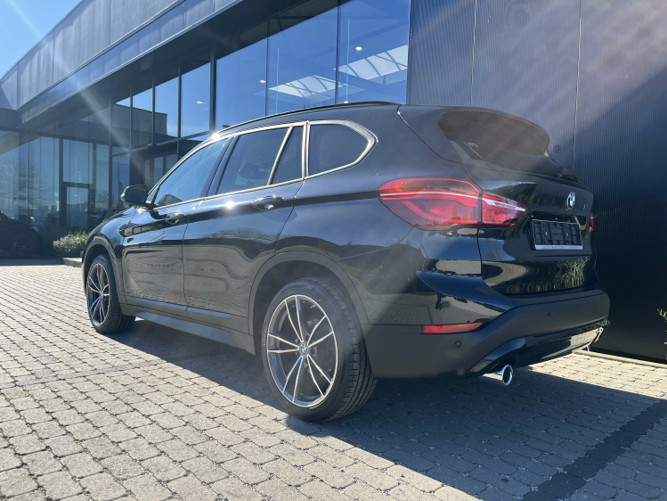 BMW X1 X1 1.5iA sDrive18 Leder/Carplay/Zetelverwarming/.. Leconte Motors