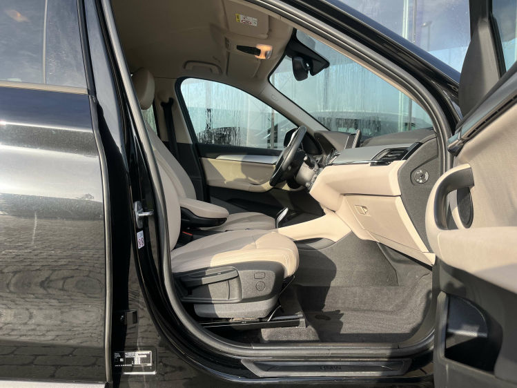 BMW X1 X1 1.5iA sDrive18 Leder/Carplay/Zetelverwarming/.. Leconte Motors