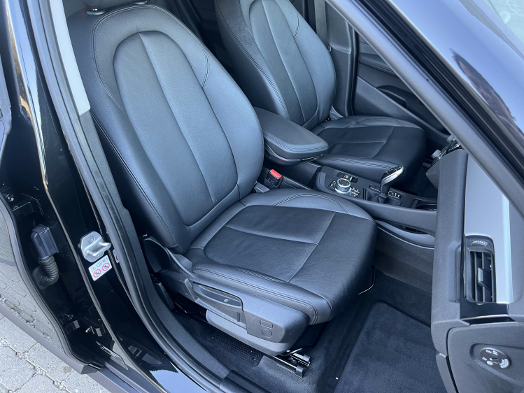 BMW X1 X1 1.5iA sDrive18 Leder/Gps/Zetelverwarming/Cruise Leconte Motors