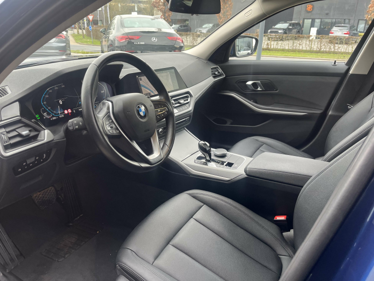 BMW 318 Touring 318iA Virtual/LED/Leder/Carplay/Camera/... Leconte Motors