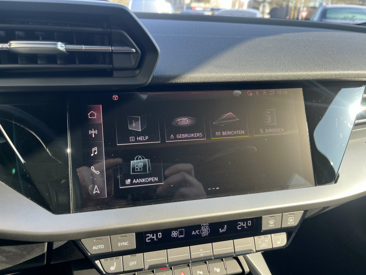 Audi A3 A3 Sportback 30 TFSI S-Tronic Leder/Virtual/Carply Leconte Motors