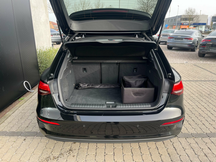 Audi A3 A3 Sportback 30 TFSI S-Tronic Leder/Virtual/Carply Leconte Motors