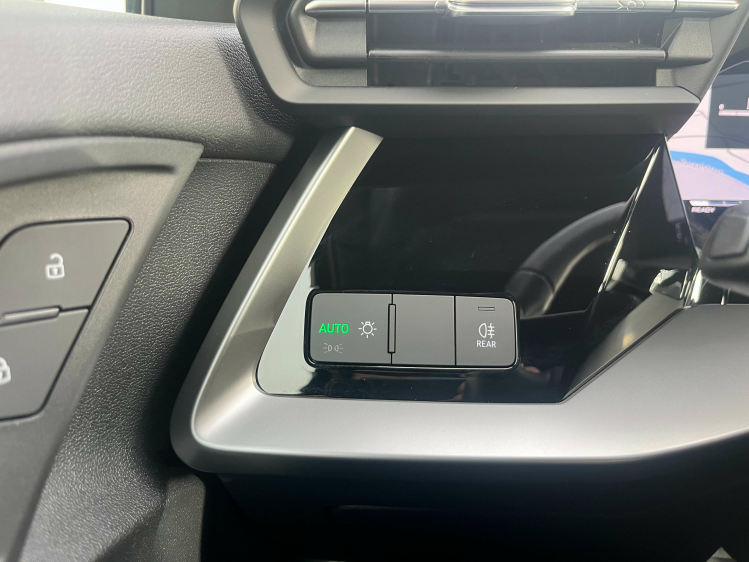 Audi A3 A3 Sportback 30 TFSI S-Tronic Leder/Virtual/Carply Leconte Motors