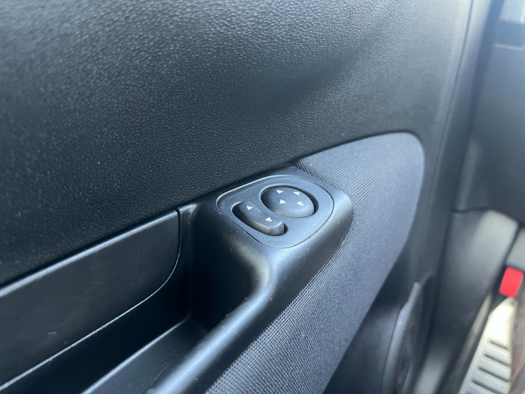 Abarth 595 595 1.4 T-Jet Navigatie/PDC/Bluetooth/16'Alu's Leconte Motors