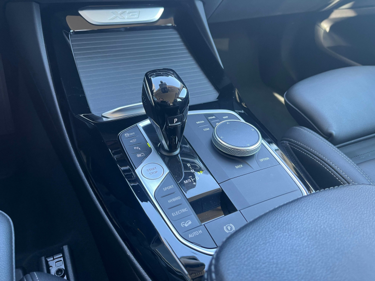 BMW X3 X3 2.0iA xDrive30e Facelift Leder/360'CAM/Carplay Leconte Motors