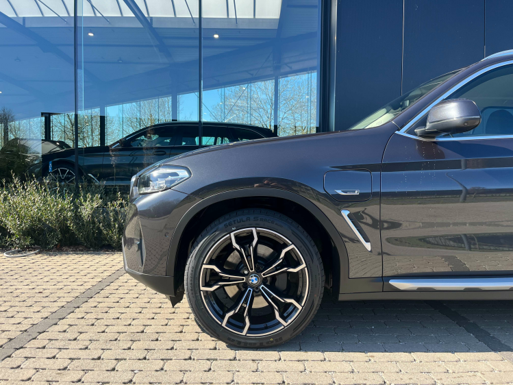 BMW X3 X3 2.0iA xDrive30e Facelift Leder/360'CAM/Carplay Leconte Motors