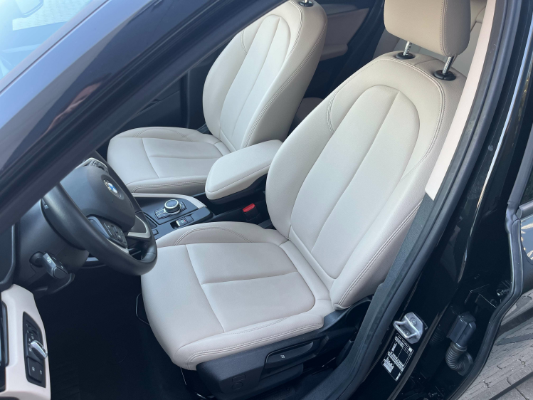 BMW X1 X1 1.5iA sDrive18 Leder/Gps/Carplay/Trekhaak/PDC Leconte Motors