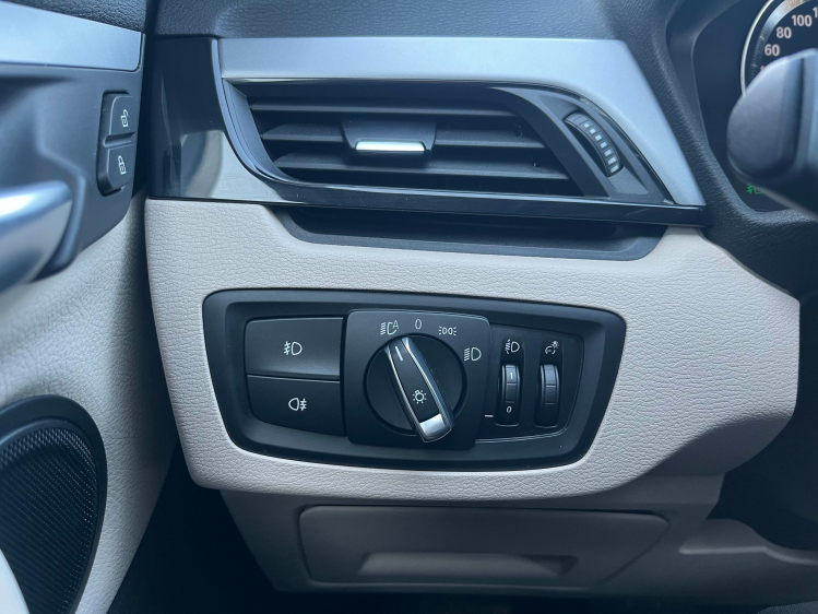 BMW X1 X1 1.5iA sDrive18 Leder/Gps/Carplay/Trekhaak/PDC Leconte Motors