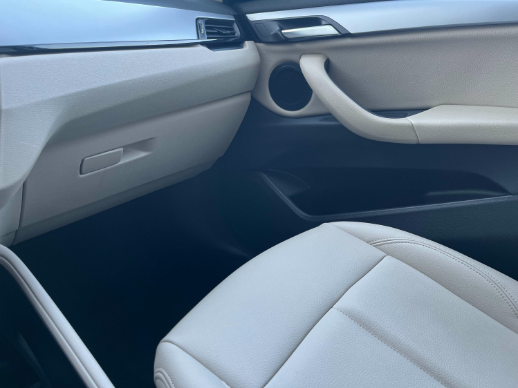 BMW X1 X1 1.5iA sDrive18 Leder/Gps/Carplay/Trekhaak/PDC Leconte Motors