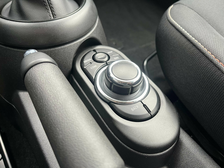 MINI Cooper Mini Cooper 1.5iA Full-LED/Carplay/Virtual/PDC/... Leconte Motors