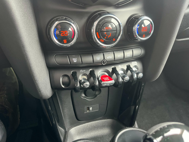 MINI Cooper Mini Cooper 1.5iA Full-LED/Carplay/Virtual/PDC/... Leconte Motors