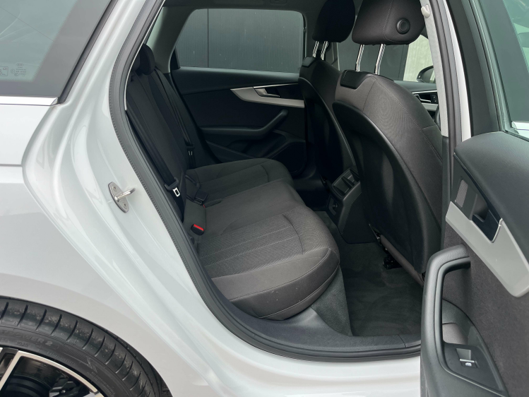 Audi A4 A4 Avant 35 TFSI S-Tronic Navigatie/Cruise/PDC/... Leconte Motors