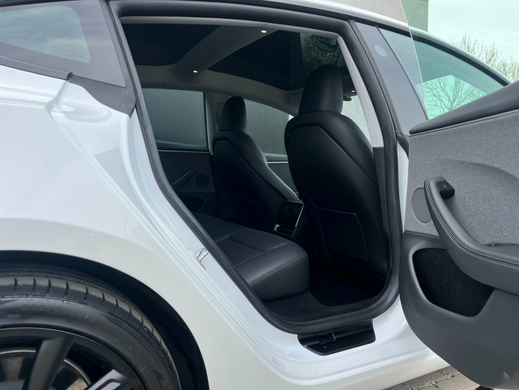 Tesla Model 3 Facelift RWD 60kWh Panodak/AutoPilot/360CAM/... Leconte Motors