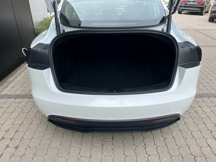 Tesla Model 3 Facelift RWD 60kWh Panodak/AutoPilot/360CAM/... Leconte Motors