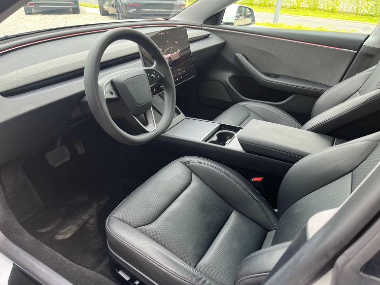 Tesla Model 3 Facelift RWD 60kWh Panodak/AutoPilot/360CAM/... Leconte Motors