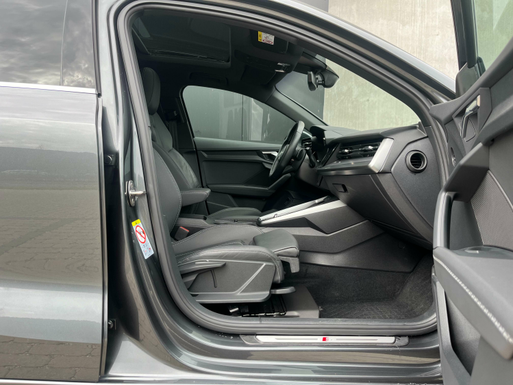 Audi A3 A3 SB 30 TFSI S line S-tronic Pano/Leder/CAM/Carpl Leconte Motors