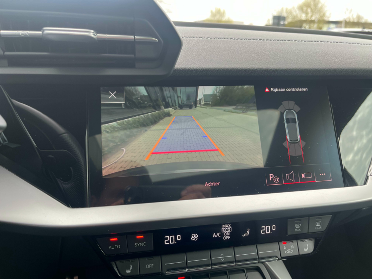 Audi A3 A3 SB 30 TFSI S line S-tronic Pano/Leder/CAM/Carpl Leconte Motors