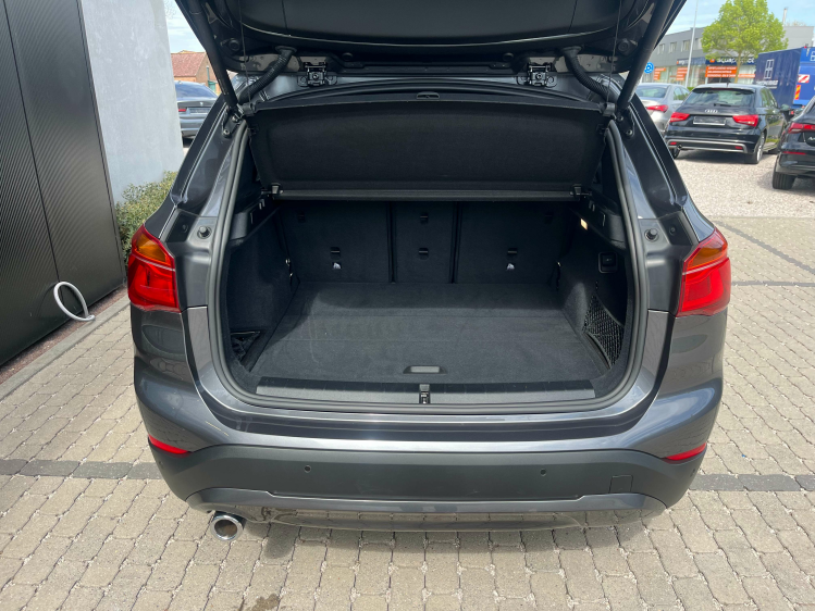 BMW X1 X1 1.5iA sDrive18 Panodak/Leder/Camera/Sportzetels/...!! Leconte Motors