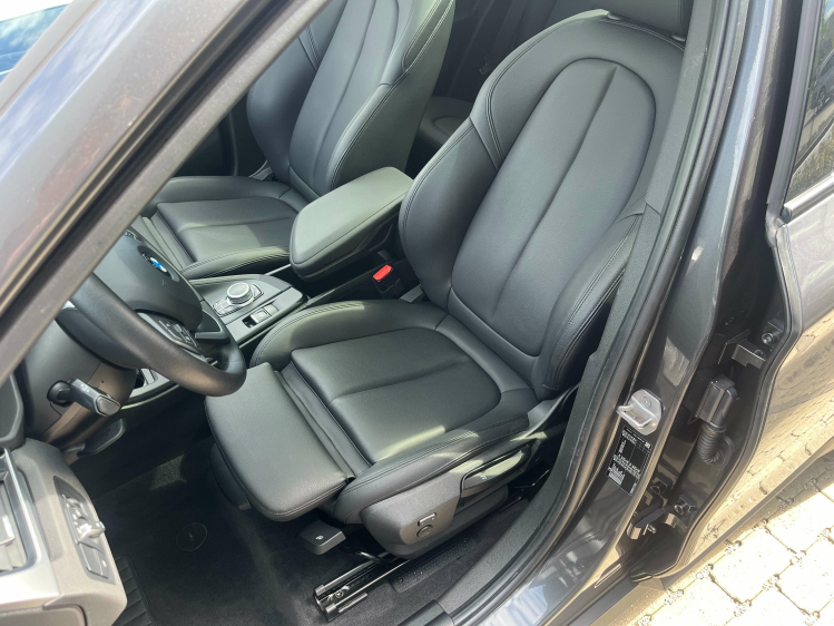 BMW X1 X1 1.5iA sDrive18 Panodak/Leder/Camera/Sportzetels/...!! Leconte Motors