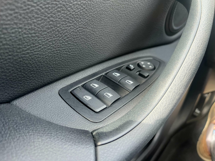 BMW X1 X1 1.5iA sDrive18 Panodak/Leder/Camera/Sportzetels/...!! Leconte Motors