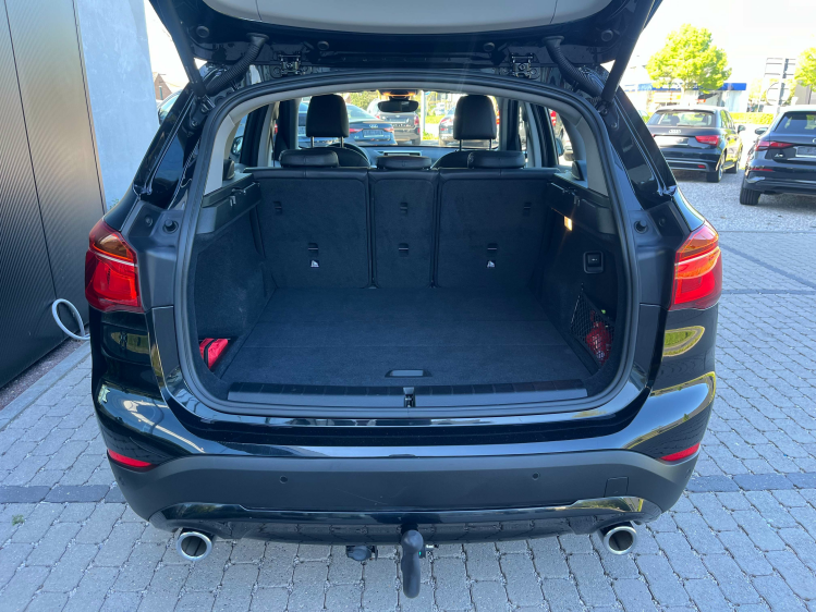 BMW X1 X1 2.0 dA sDrive18 Leder/Gps-Pro/Carplay/Trekhaak/...!! Leconte Motors