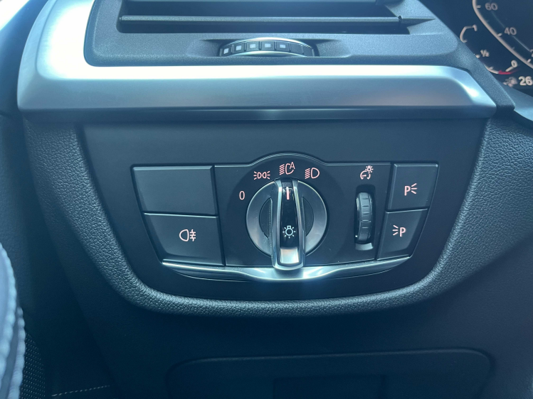 BMW X3 X3 2.0iA xDrive30 Sportzetels/Carplay/360'CAM/Trekhaak Leconte Motors