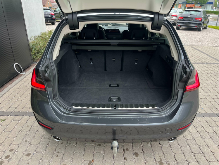 BMW 318 Touring 318iA Virtual/Leder/Sportzetels/Zetelverwarming/...!! Leconte Motors