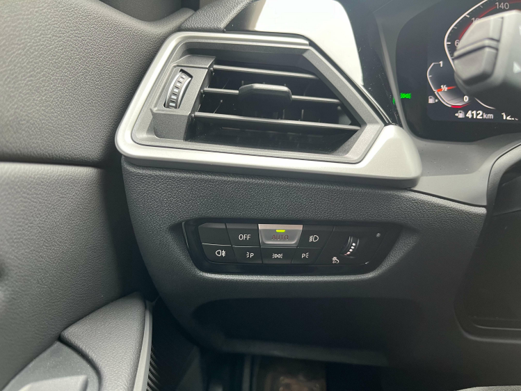BMW 318 Touring 318iA Virtual/Leder/Sportzetels/Zetelverwarming/...!! Leconte Motors