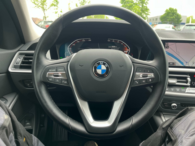BMW 318 Touring 318iA Virtual/Leder/Sportzetels/Zetelverwarming/...!! Leconte Motors