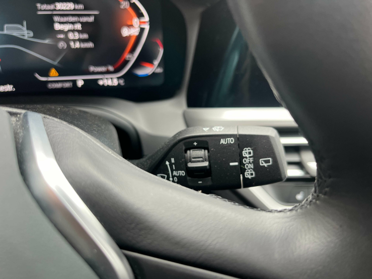 BMW 318 Touring 318iA Virtual/Leder/Sportzetels/Zetelverwarming/...!! Leconte Motors
