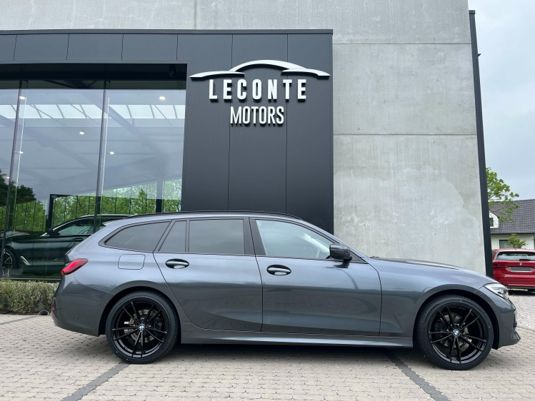 BMW 318 Touring 318iA Virtual/Leder/Sportzetels/Zetelverwarming/...!! Leconte Motors
