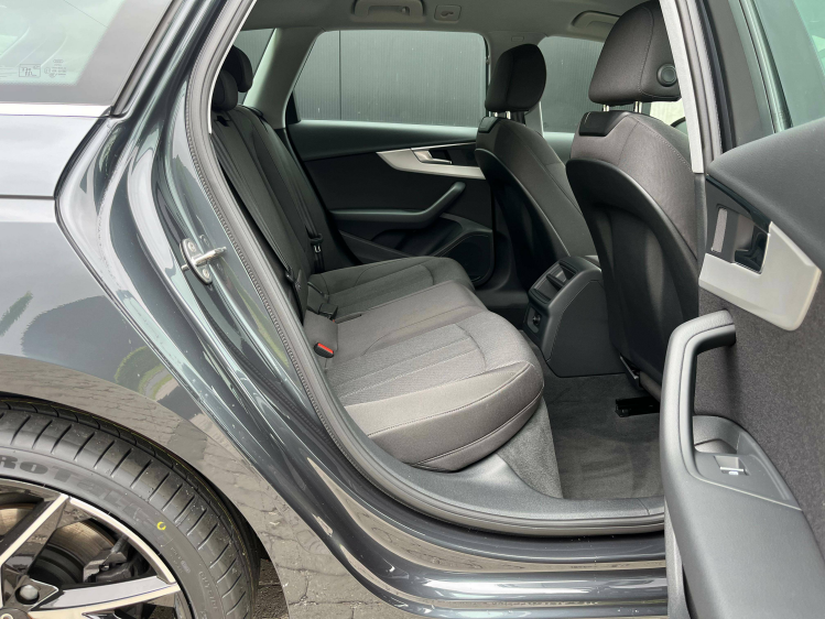 Audi A4 A4 Avant 35 TFSI S-Tronic Navigatie/Carplay/Cruise/PDC Leconte Motors