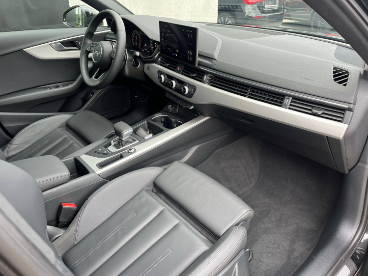 Audi A4 A4 Avant 35 TFSI S-Tronic S-Line Panodak/Virtual/Camera/Carplay Leconte Motors