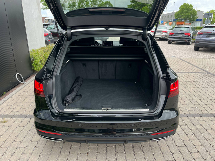 Audi A4 A4 Avant 35 TFSI S-Tronic S-Line Panodak/Virtual/Camera/Carplay Leconte Motors