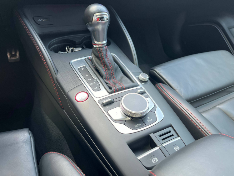 Audi S3 S3 Berline 2.0 TFSI Quattro S tronic Panodak/Leder/Camera/B&O Leconte Motors