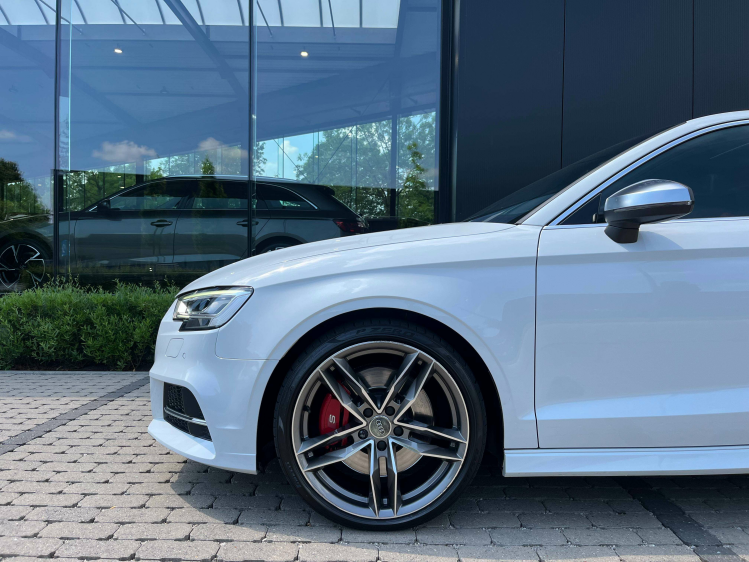 Audi S3 S3 Berline 2.0 TFSI Quattro S tronic Panodak/Leder/Camera/B&O Leconte Motors