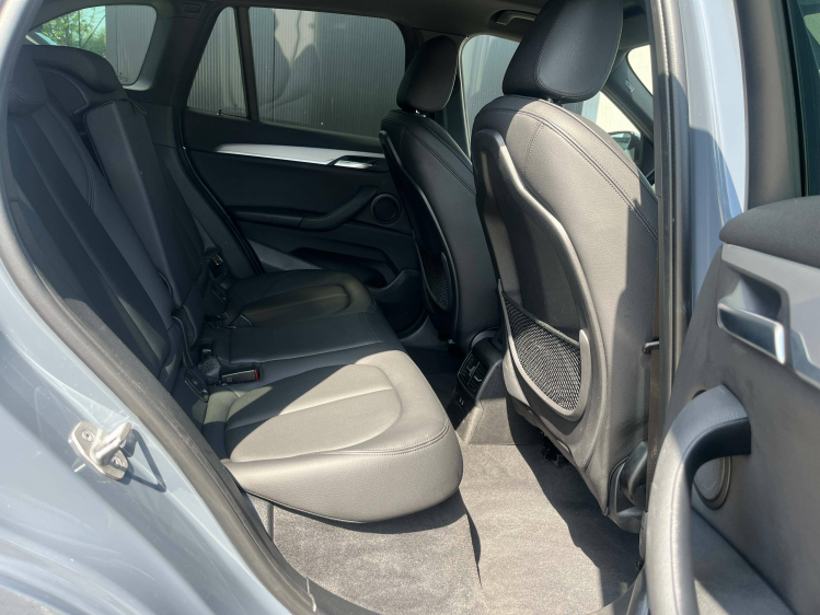 BMW X1 X1 1.5iA xDrive25e M-Pack Panodak/Leder/Camera/HUD/...!! Leconte Motors