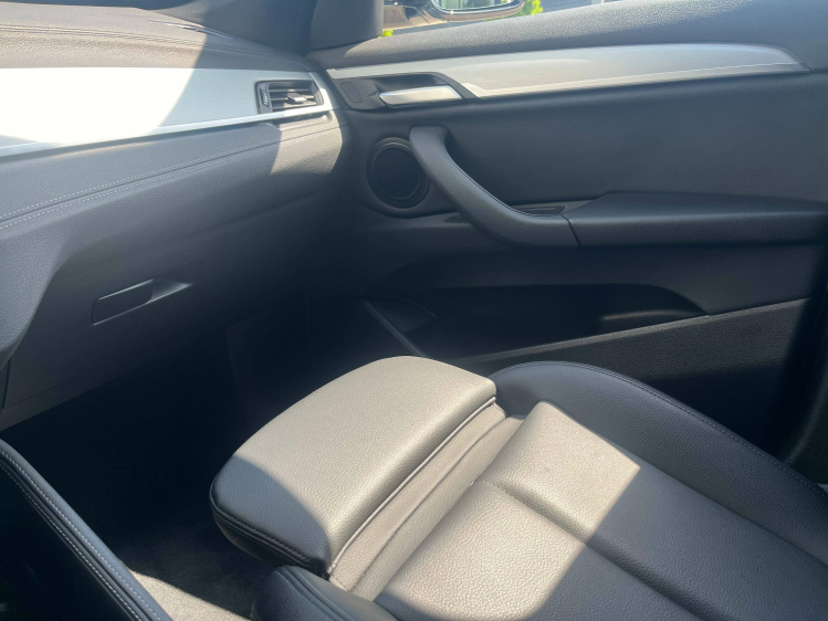BMW X1 X1 1.5iA xDrive25e M-Pack Panodak/Leder/Camera/HUD/...!! Leconte Motors