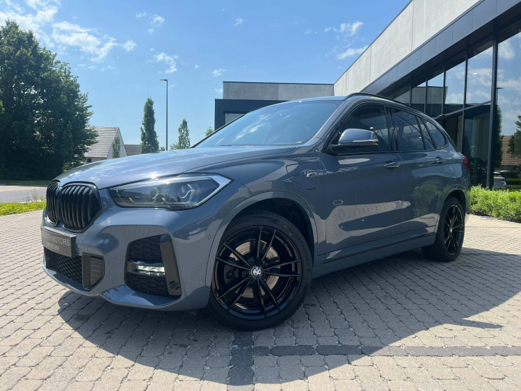 BMW X1 X1 1.5iA xDrive25e M-Pack Panodak/Leder/Camera/HUD/...!! Leconte Motors