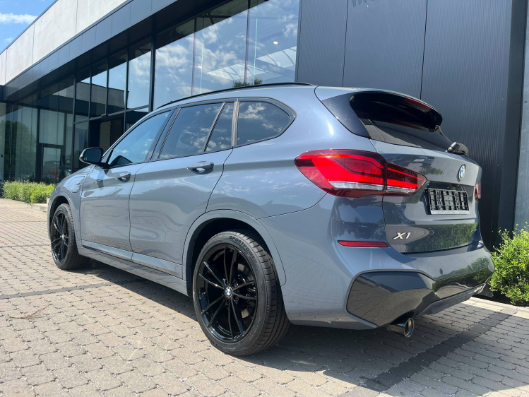 BMW X1 X1 1.5iA xDrive25e M-Pack Panodak/Leder/Camera/HUD/...!! Leconte Motors