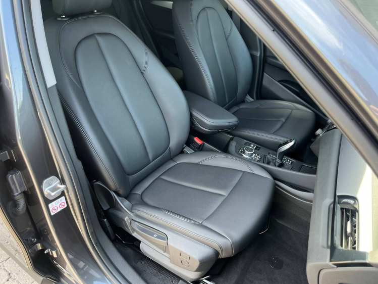 BMW X1 X1 1.5iA sDrive18 Leder/Navigatie/Carplay/Zetelverwarming/...!! Leconte Motors