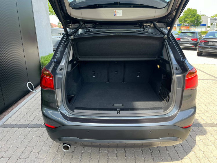 BMW X1 X1 1.5iA sDrive18 Leder/Navigatie/Carplay/Zetelverwarming/...!! Leconte Motors