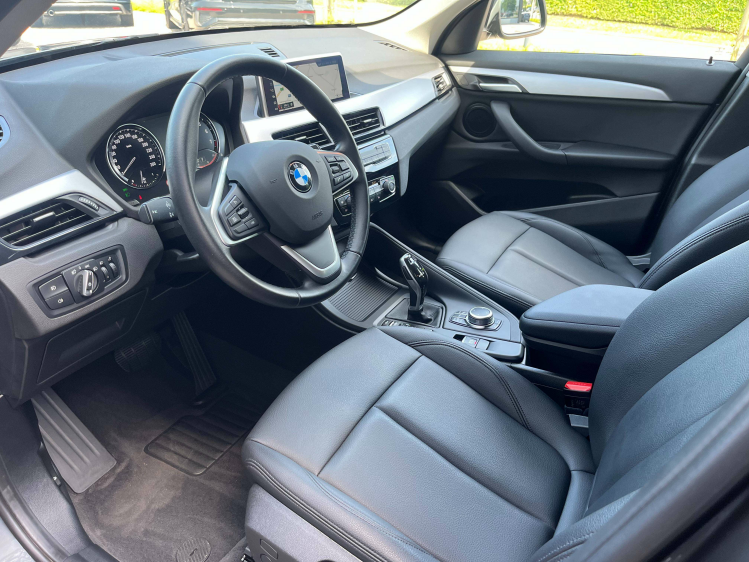 BMW X1 X1 1.5iA sDrive18 Leder/Navigatie/Carplay/Zetelverwarming/...!! Leconte Motors