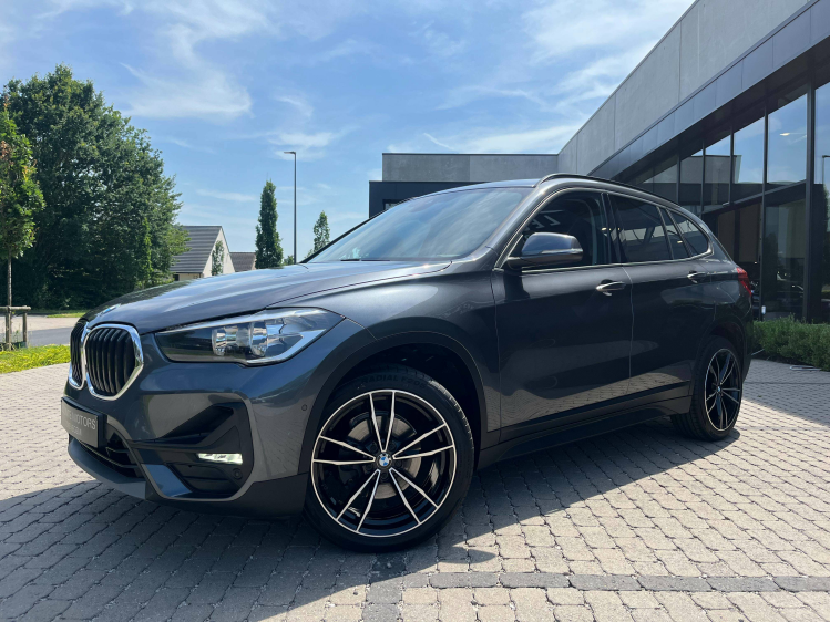 BMW X1 X1 1.5iA sDrive18 Leder/Navigatie/Carplay/Zetelverwarming/...!! Leconte Motors