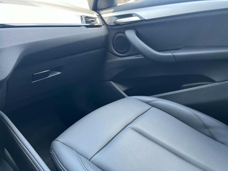 BMW X1 X1 1.5iA sDrive18 Leder/Navigatie/Carplay/Zetelverwarming/...!! Leconte Motors